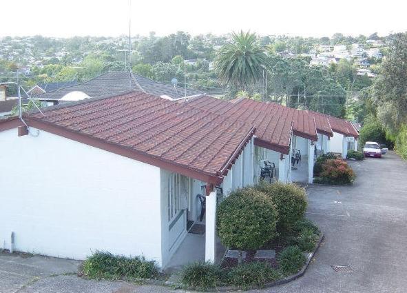 Browns Bay Olive Tree Motel & Apartment Okura Bush Экстерьер фото